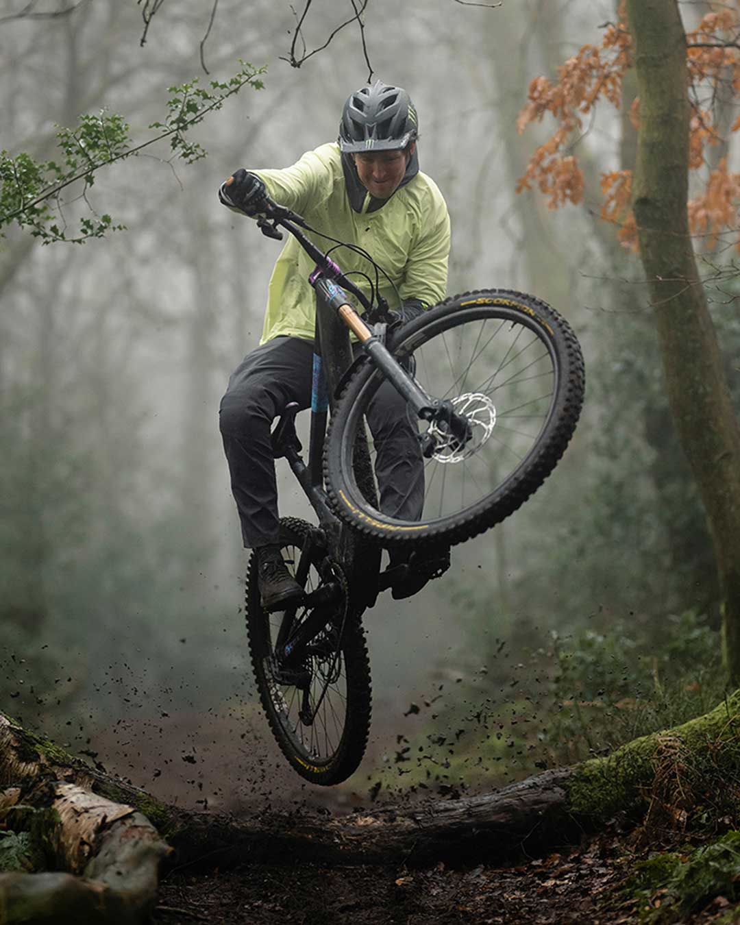 Mountain bikers don't know how to dress